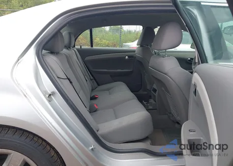 2010 Chevrolet Malibu Ls z USA, uszkodzony, nr VIN 1G1ZB5EB1A4136679